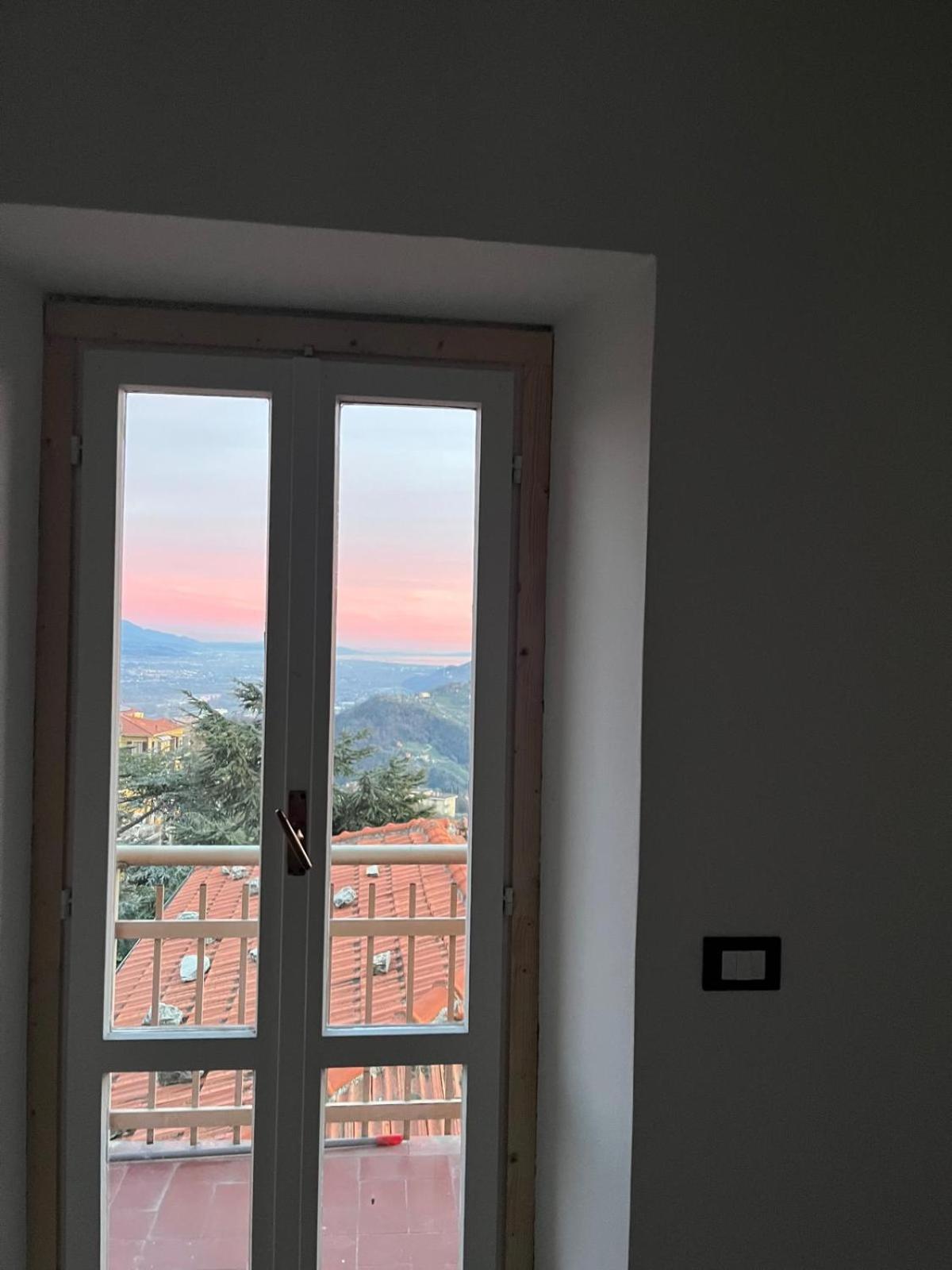 Appartamenti Montallegro 韦扎诺利古勒 外观 照片